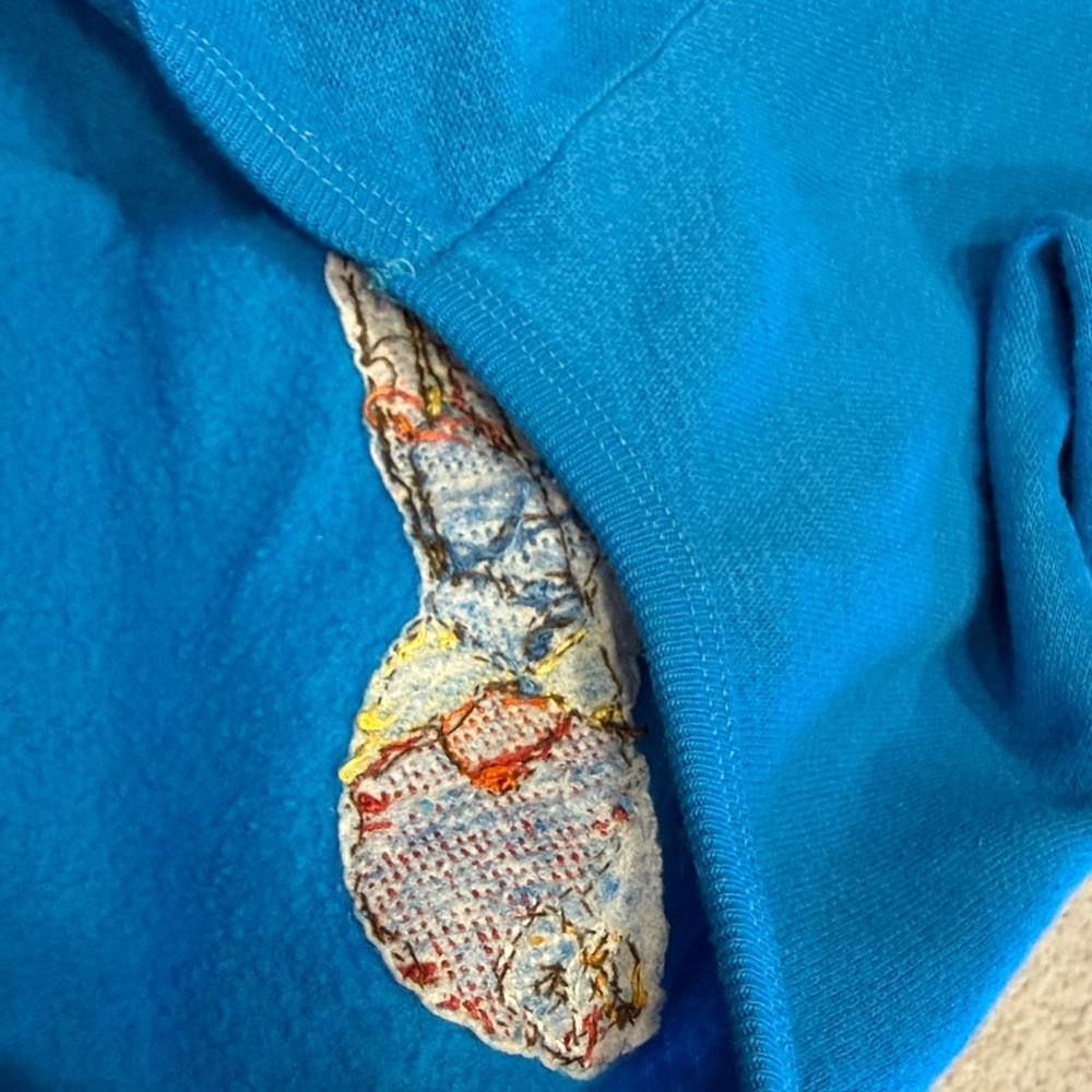 Womens Vintage Cross stitch, Parrot Sweatshirt, Sz Large, lightweight - Picture 4 of 6